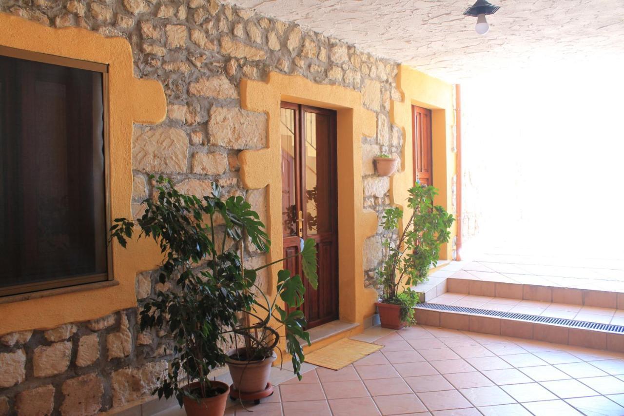 B&B S'Alzolitta Magomadas Esterno foto